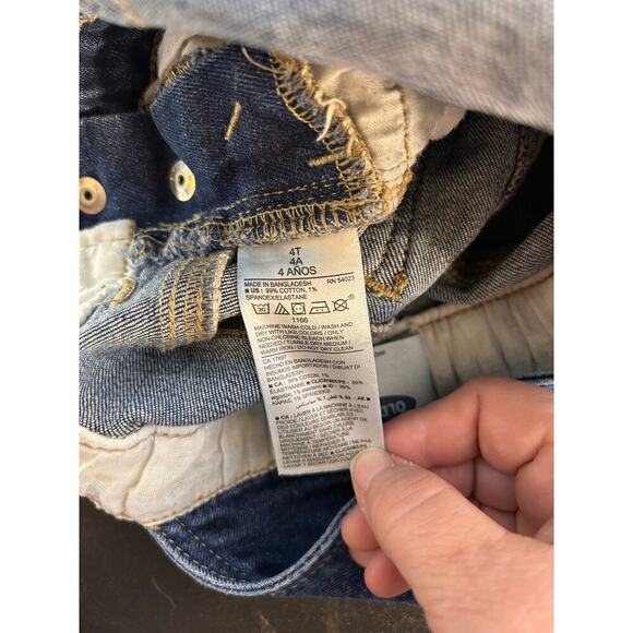 OLD NAVY Girl’s Jean Bib Overall / Size: 4T - Picture 3 of 10